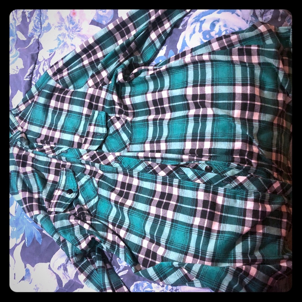Plaid abutting up